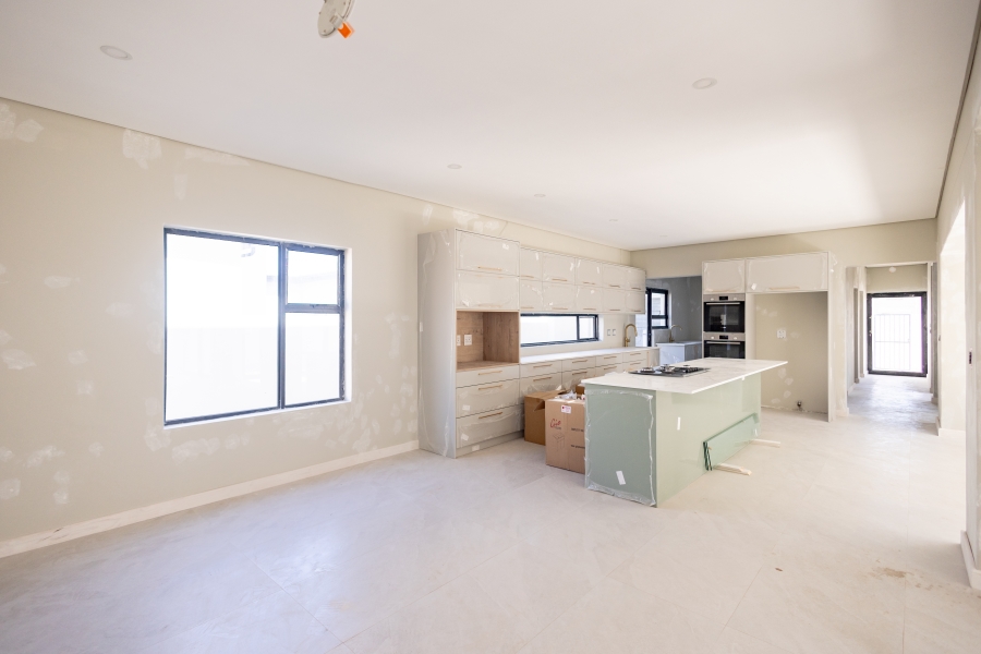 4 Bedroom Property for Sale in Sandown Western Cape